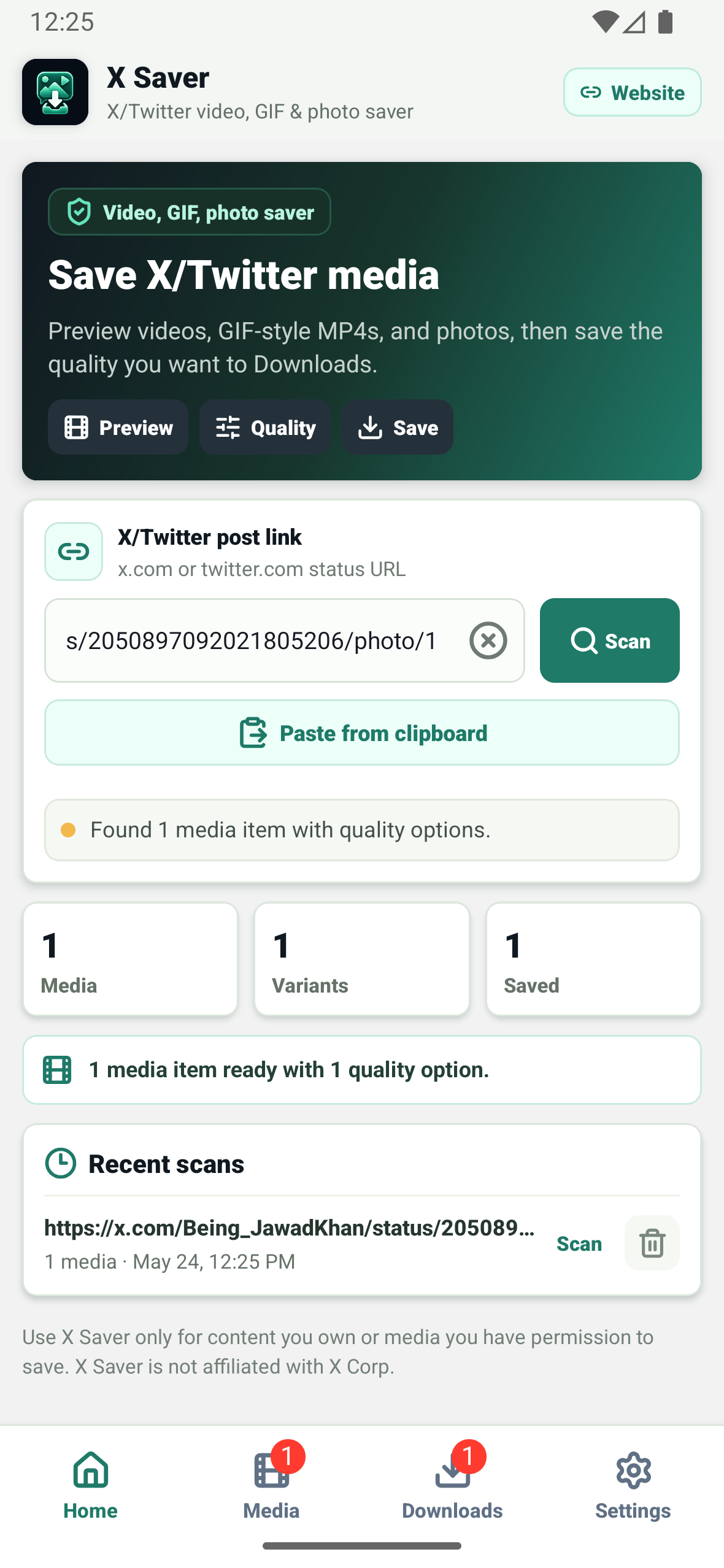 X Saver Android app media lookup and downloads screen